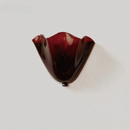 Wall Lamp Art Deco with Shell-Shaped Glass Shade