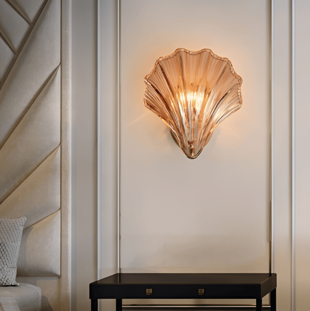 Wall Lamp Art Deco with Shell-Shaped Glass Shade and Brass Base