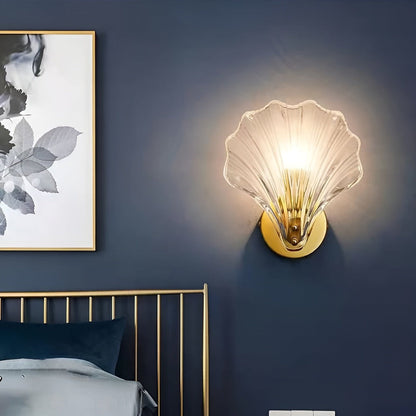 Wall Lamp Art Deco with Shell-Shaped Glass Shade and Brass Base