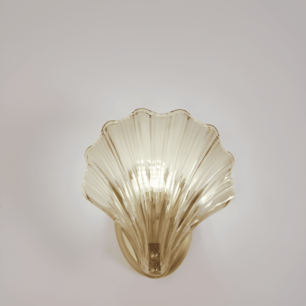 Wall Lamp Art Deco with Shell-Shaped Glass Shade and Brass Base