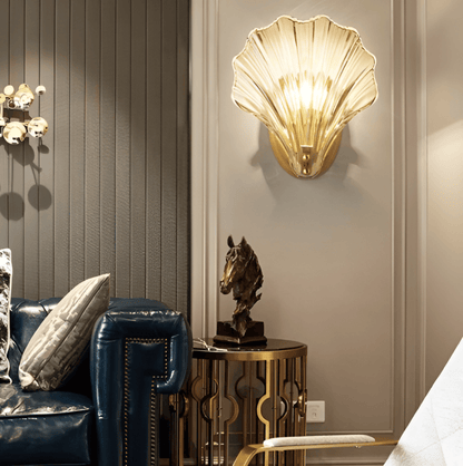 Wall Lamp Art Deco with Shell-Shaped Glass Shade and Brass Base