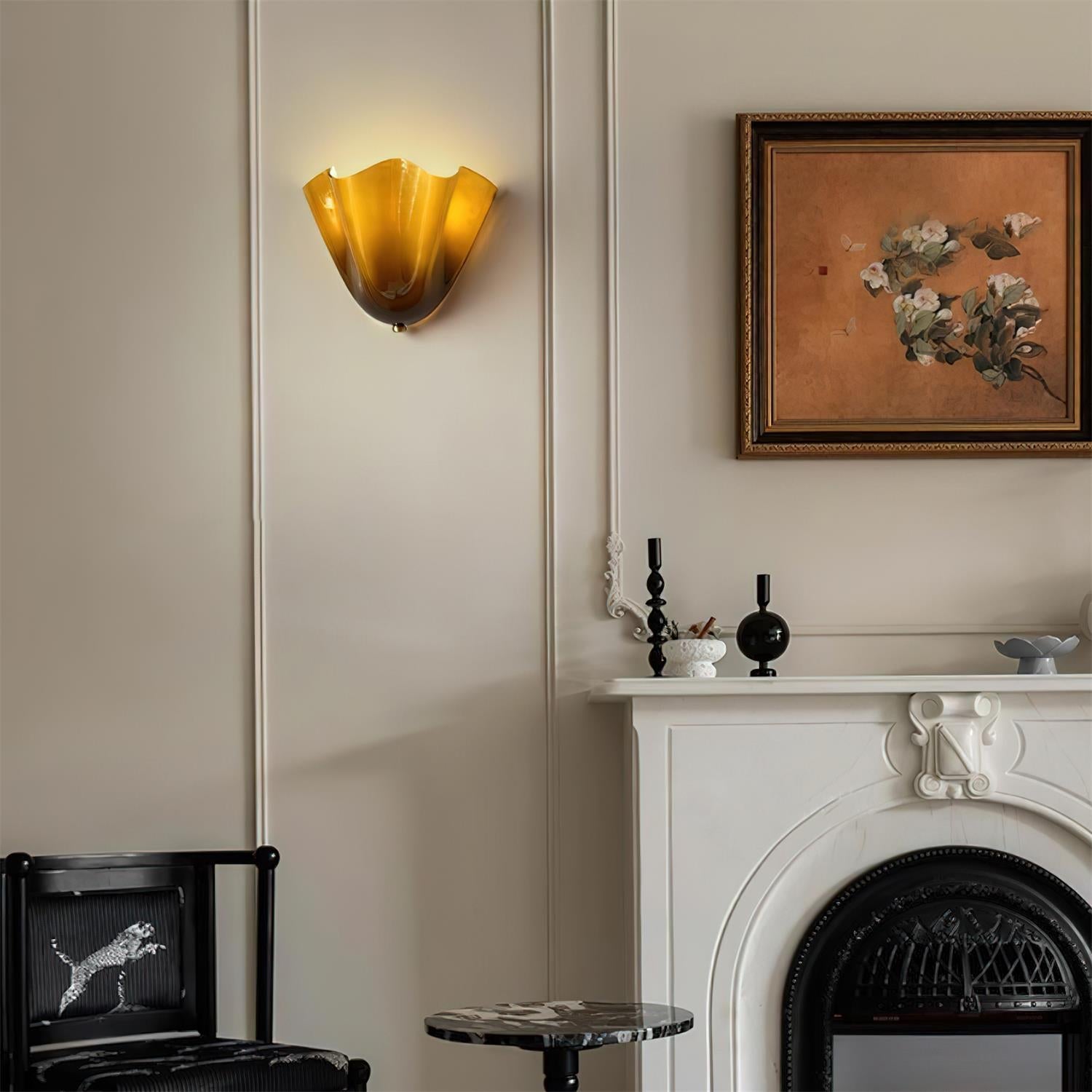 Wall Lamp Art Deco with Wavy Glass Shade and Brass Fitting