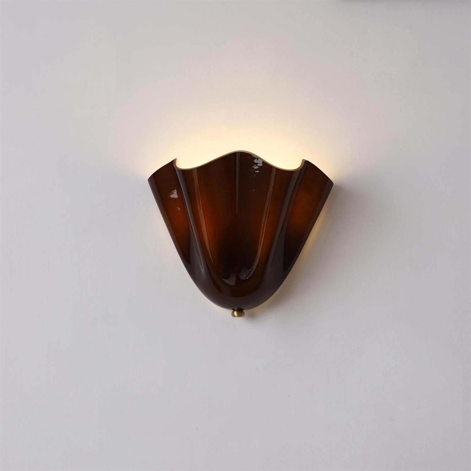 Wall Lamp Art Deco with Wavy Glass Shade and Brass Fitting