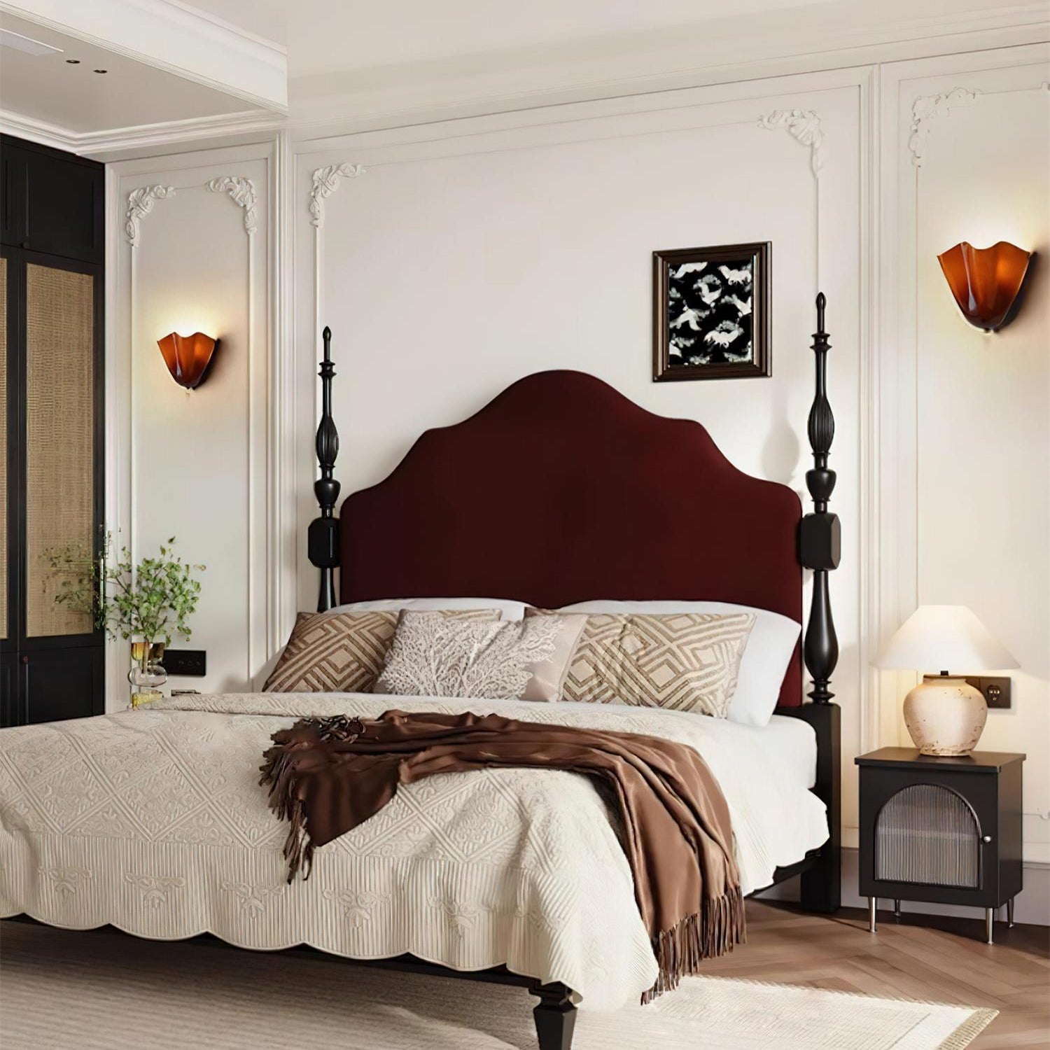 Wall Lamp Art Deco with Wavy Glass Shade and Brass Fitting