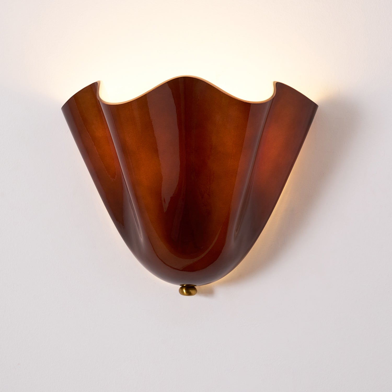 Wall Lamp Art Deco with Wavy Glass Shade and Brass Fitting