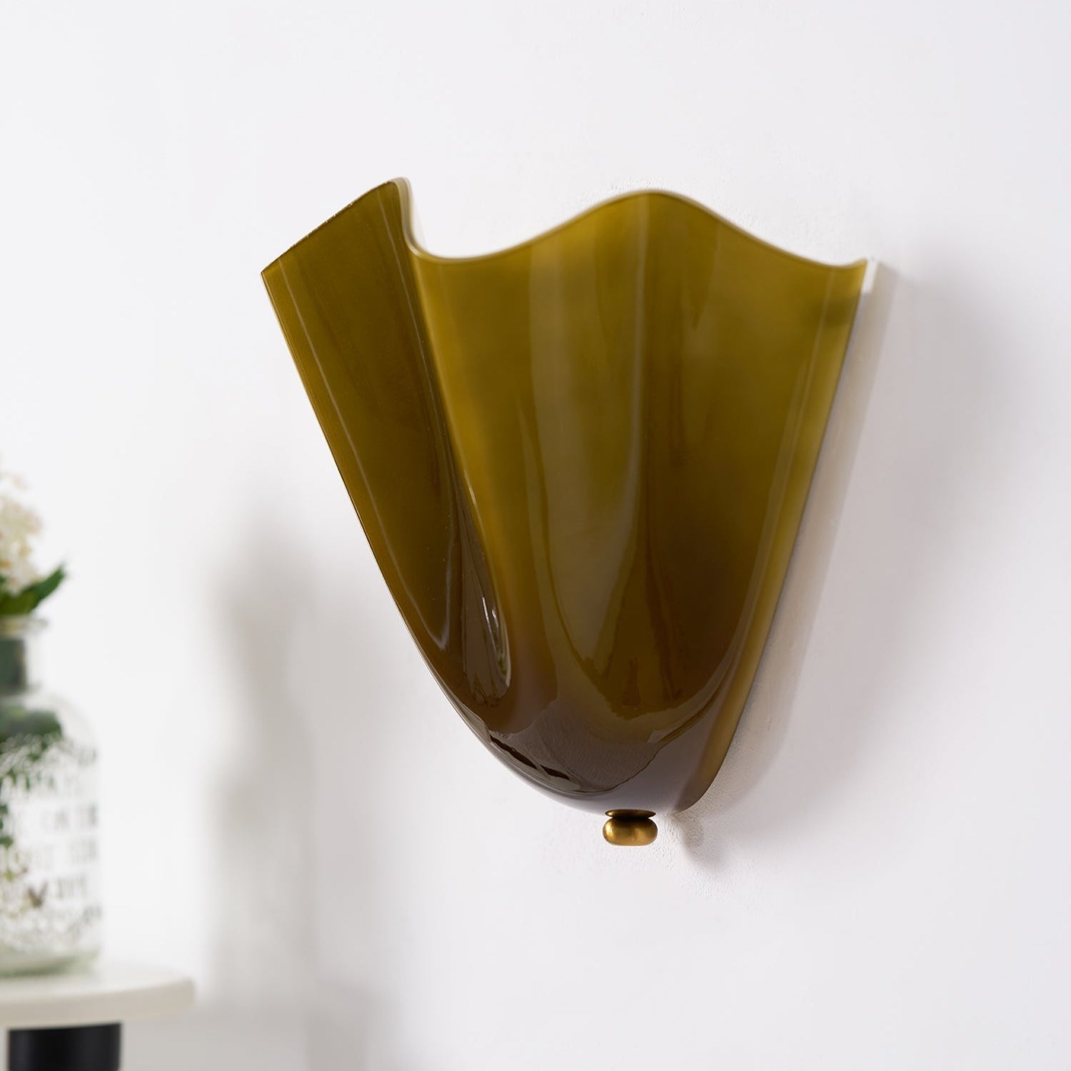 Wall Lamp Art Deco with Wavy Glass Shade and Brass Fitting