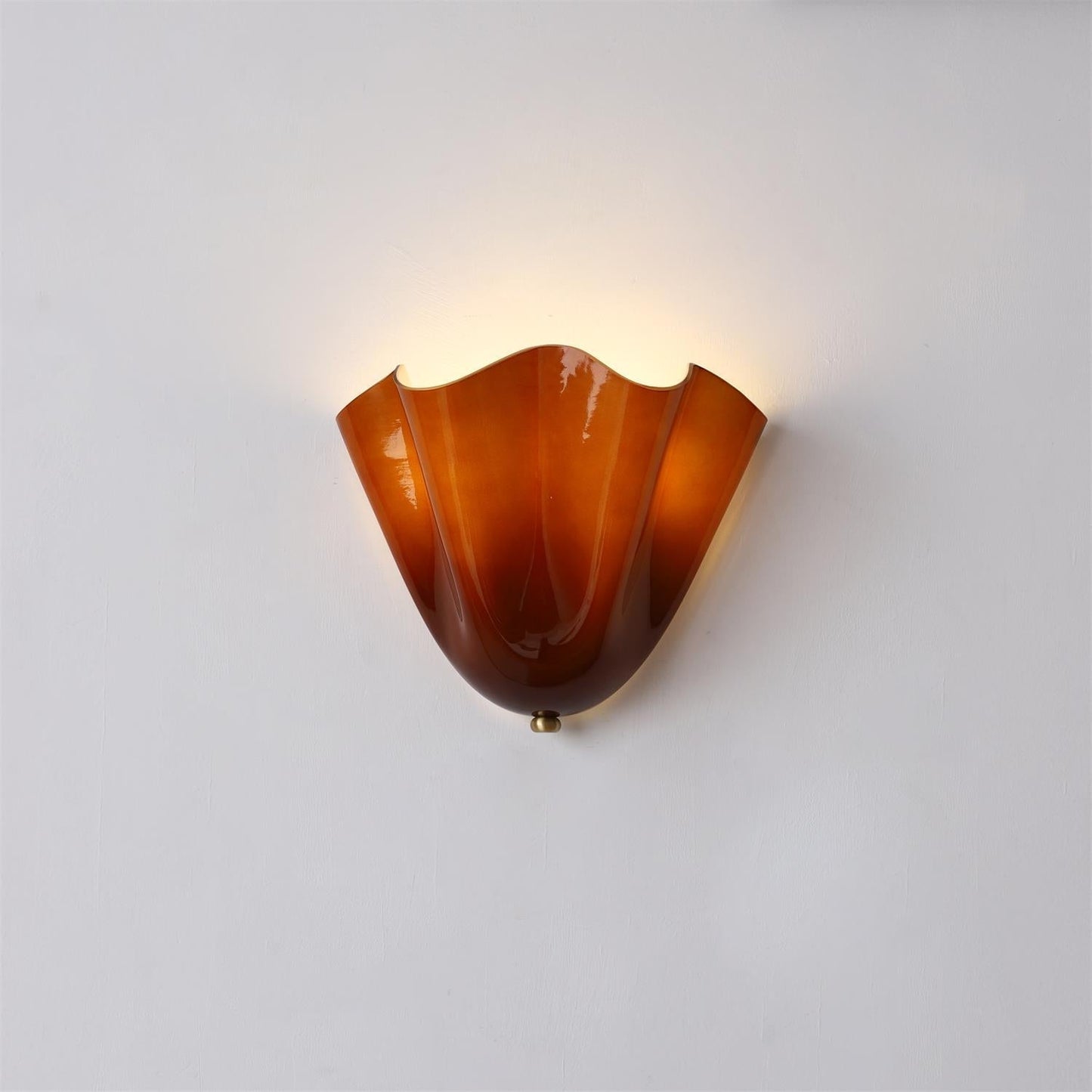 Wall Lamp Art Deco with Wavy Glass Shade and Brass Fitting