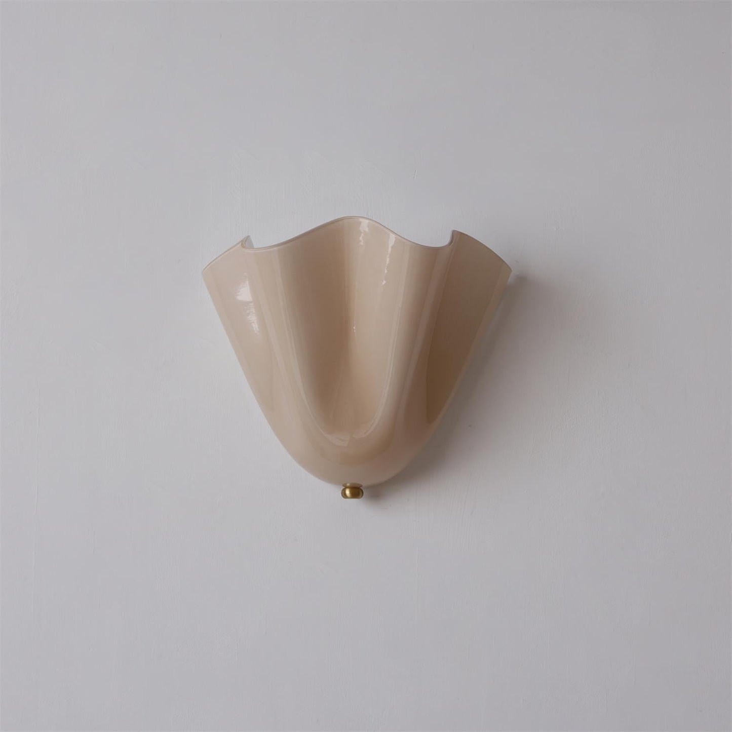 Wall Lamp Art Deco with Wavy Glass Shade and Brass Fitting