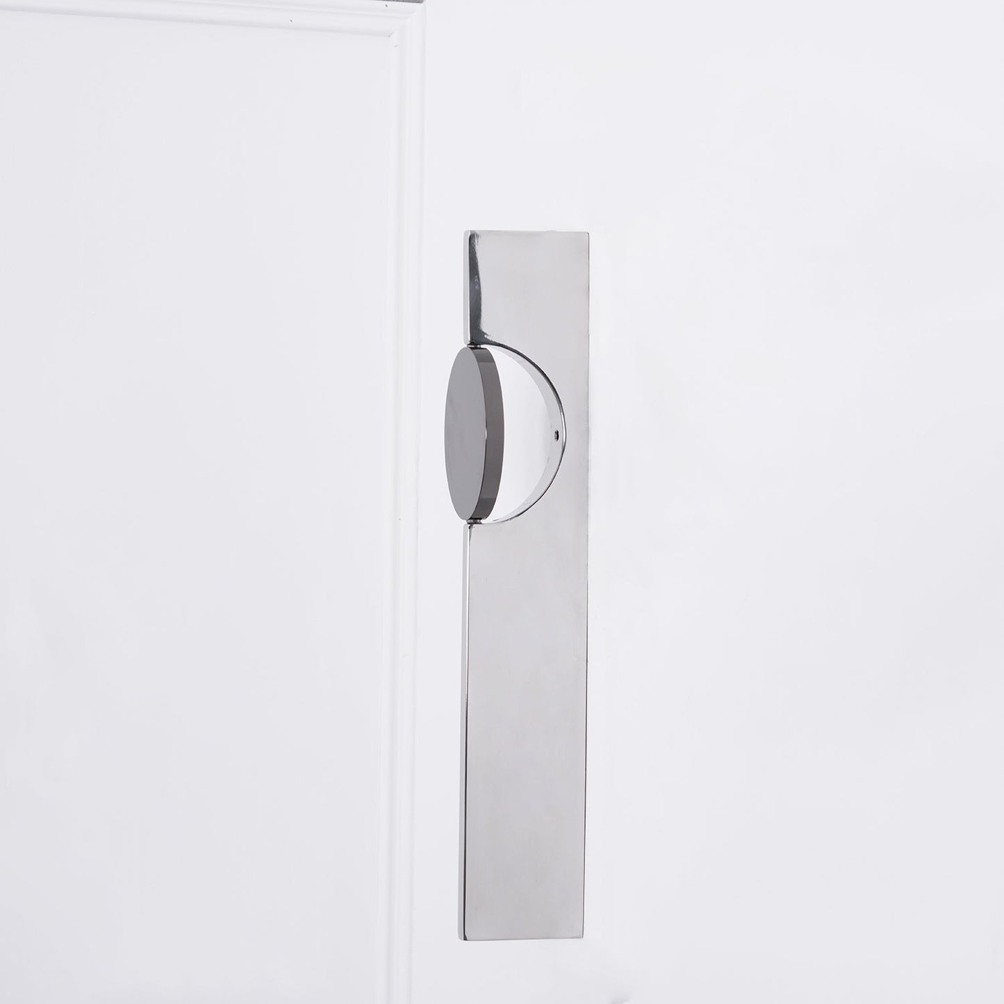 Wall Lamp Modern with Round Shade and Dramatic Light Shadow Effect