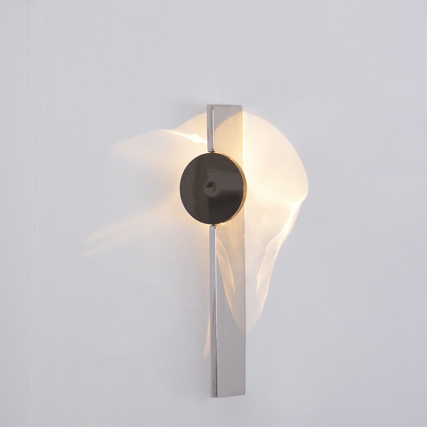 Wall Lamp Modern with Round Shade and Dramatic Light Shadow Effect