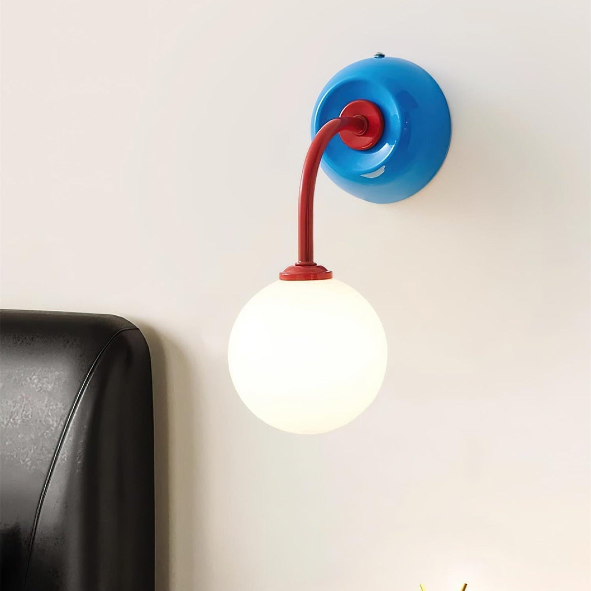 Wall Lamp Retro with Globe Shade and Curved Arm