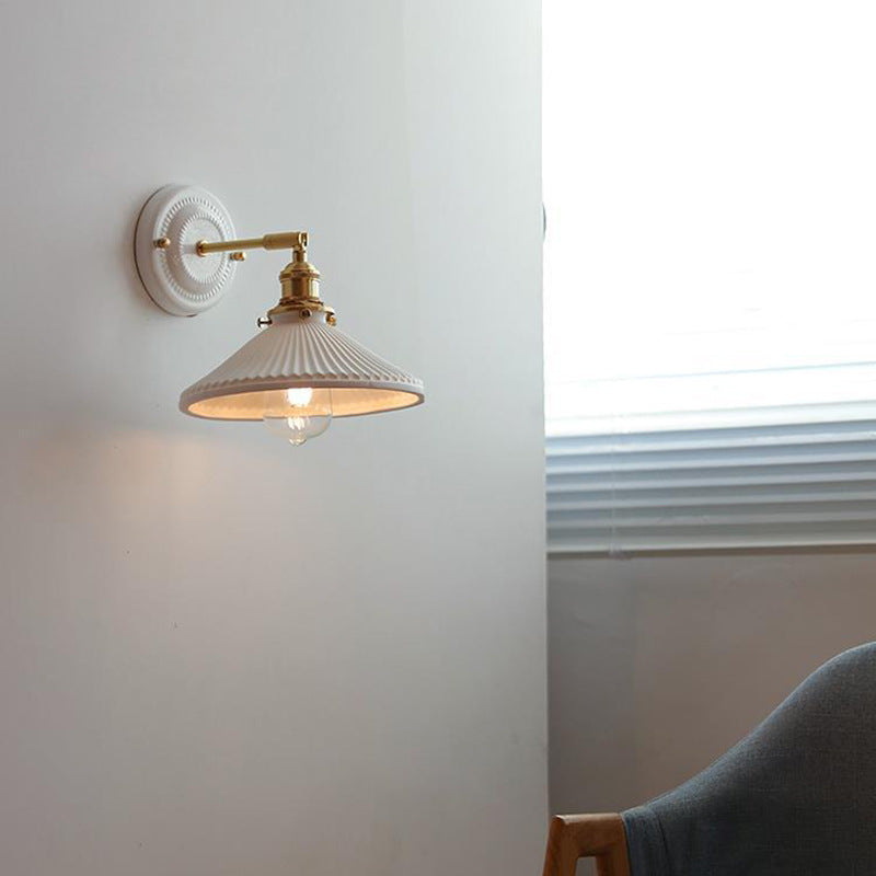 Wall Lamp Vintage Minimalist with Ceramic Shade and Brass Fitting
