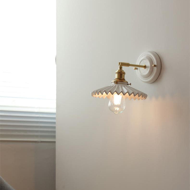 Wall Lamp Vintage Minimalist with Ceramic Shade and Brass Fitting